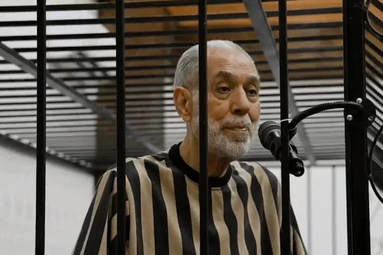 موظف سري يكشف أمام القضاء تورط أحمد حسون في دعم جرائم الحرب