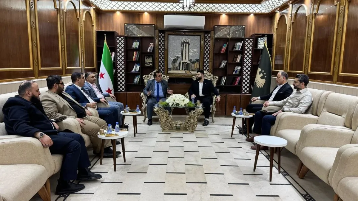 إدارة الذاكرة الوطنية تواصل تنفيذ مشروع &ldquo;ذاكرة المدن السورية&rdquo; بزيارات إلى حمص وحماة