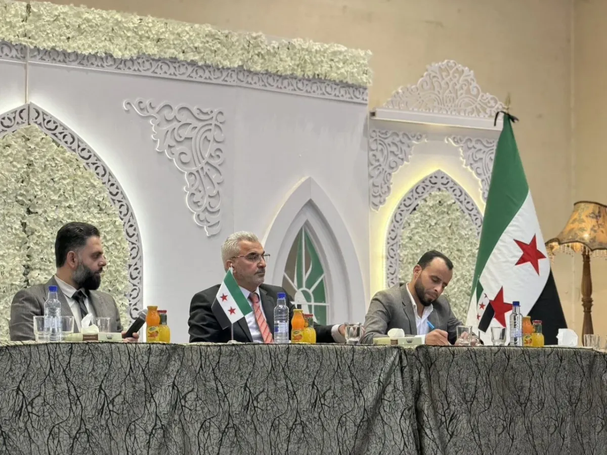 إدارة المصالحة الوطنية تعقد جلستين حواريتين في جبلة وريفها
