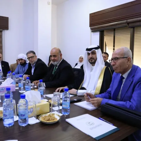 الهيئة الوطنية للعدالة الانتقالية تبحث مع أعضاء مجلس الشعب مشروع قانون العدالة الانتقالية 2